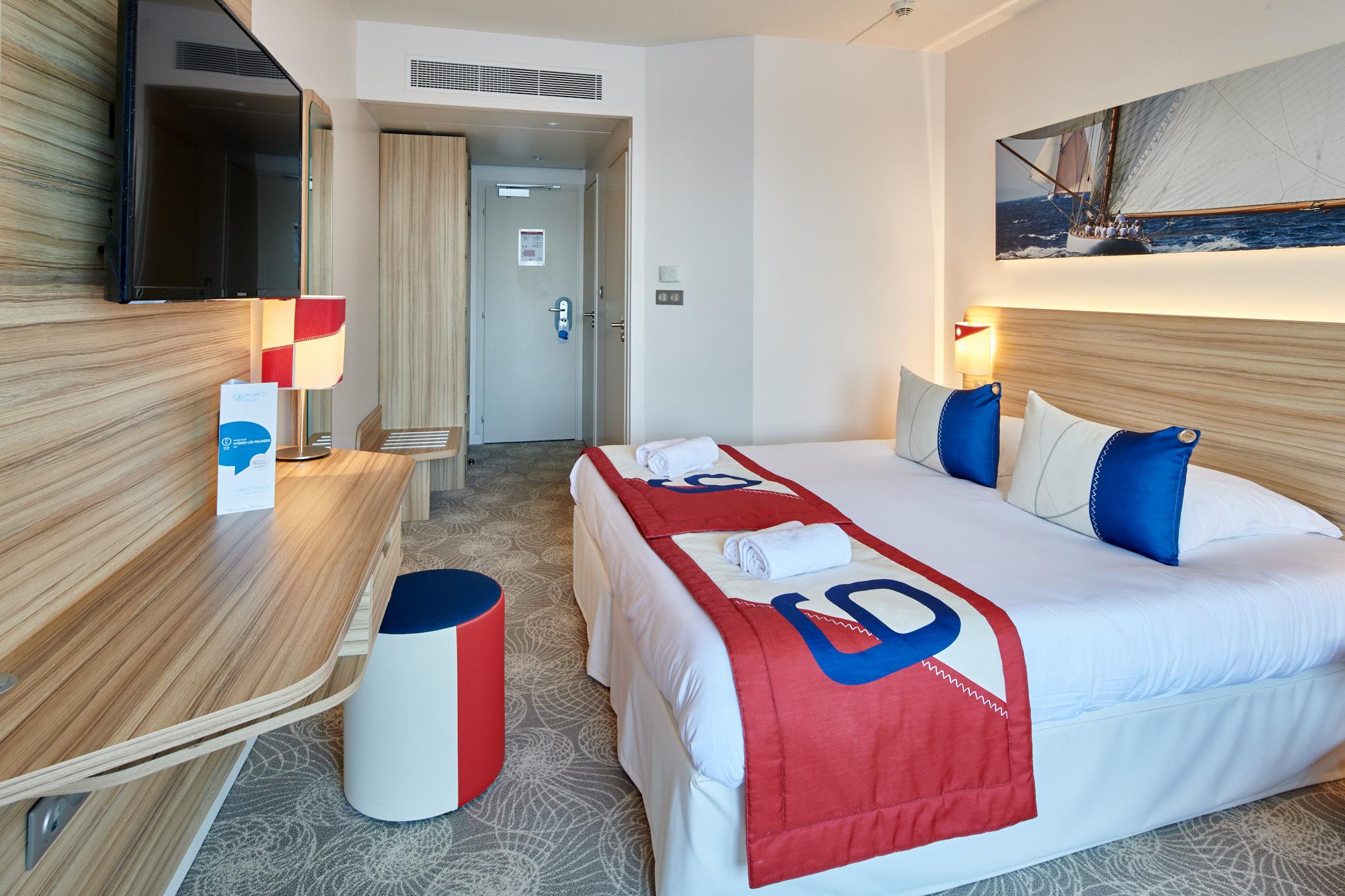 Hotel Club Le Plein Sud Vacances Bleues Йер Экстерьер фото