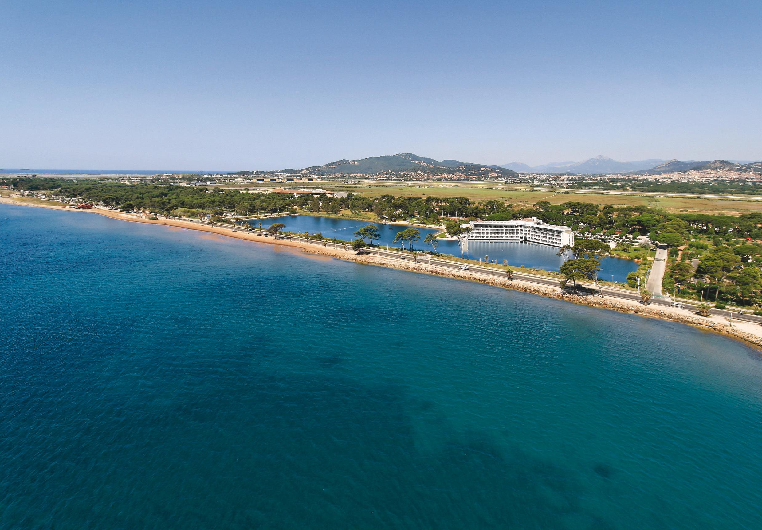 Hotel Club Le Plein Sud Vacances Bleues Йер Экстерьер фото