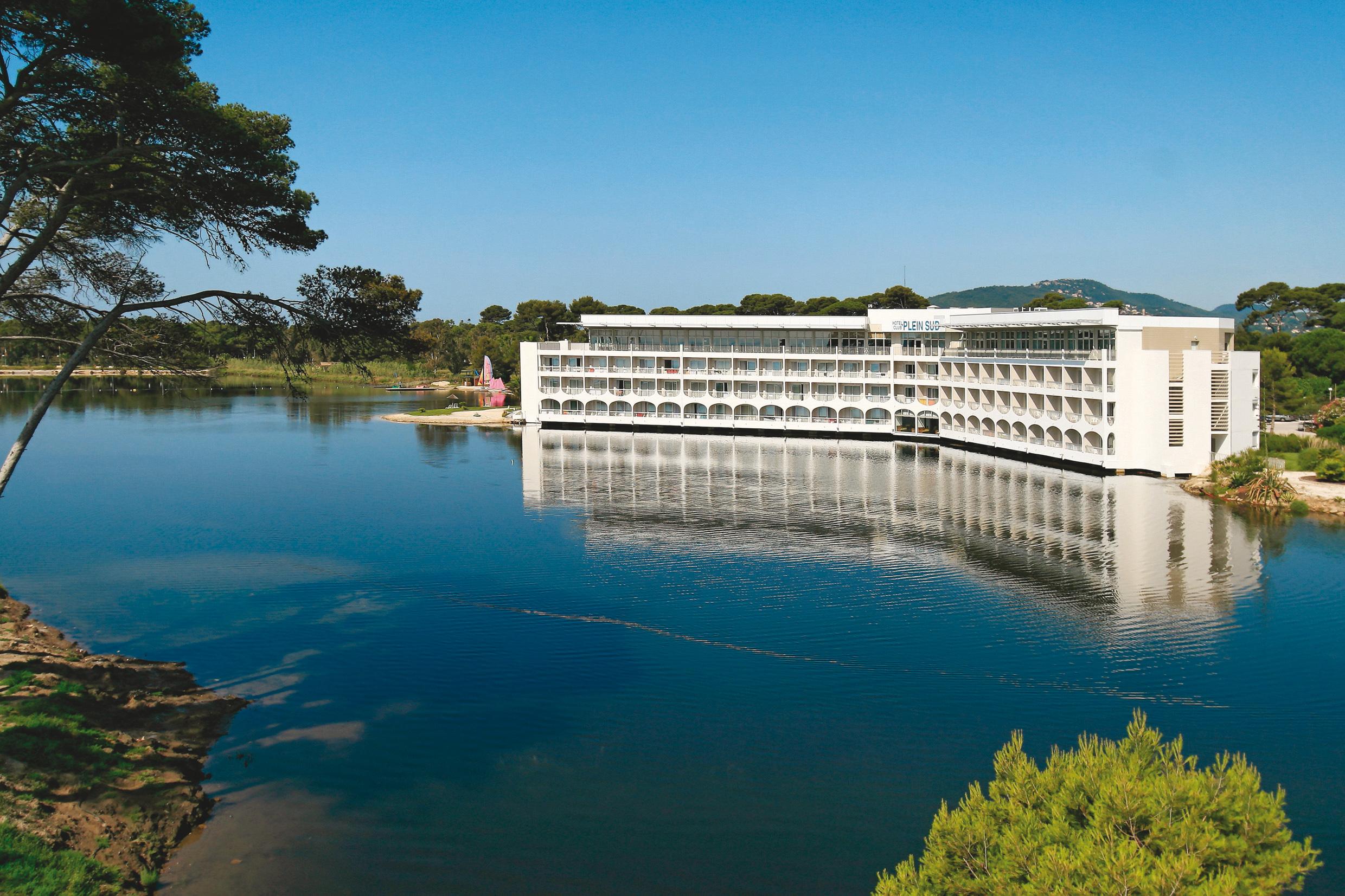 Hotel Club Le Plein Sud Vacances Bleues Йер Экстерьер фото