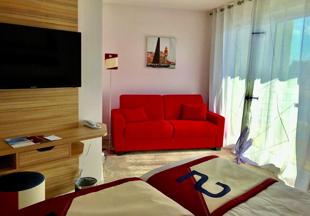 Hotel Club Le Plein Sud Vacances Bleues Йер Экстерьер фото