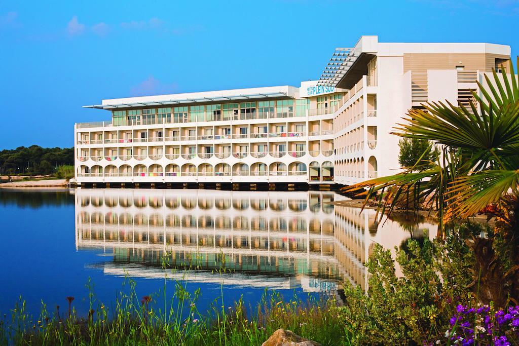 Hotel Club Le Plein Sud Vacances Bleues Йер Экстерьер фото